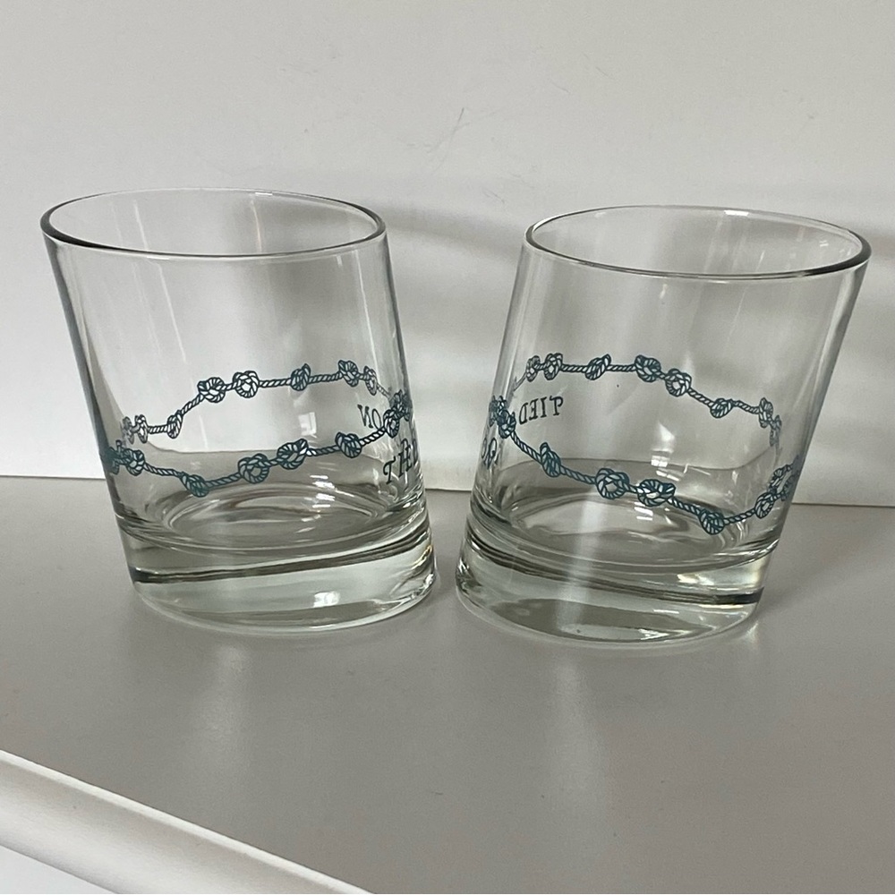 Nautical Glasses Slanted Drinking Fishs Eddy Set Of 2 Tumblers 8 oz Knots Rope